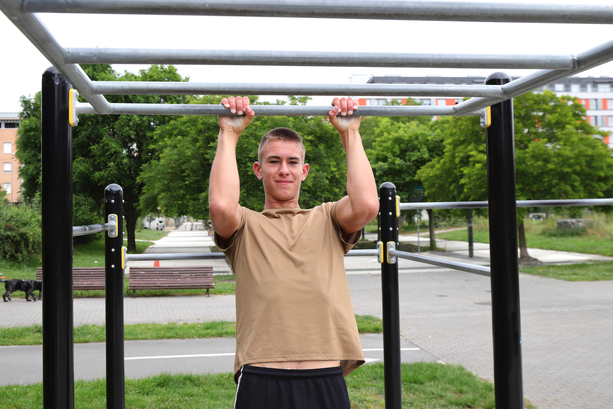 Sodelavkam sem predstavila street workout vadbo in jih povabila na ogled
